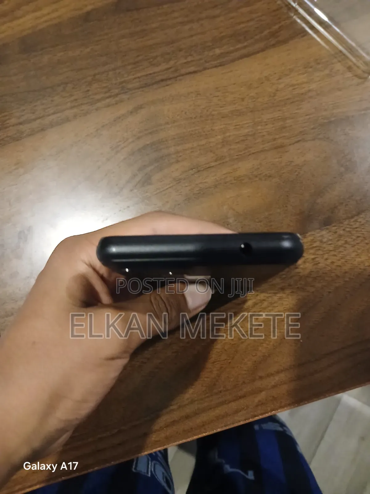 New Safaricom Neon Ray Pro 16 GB Black