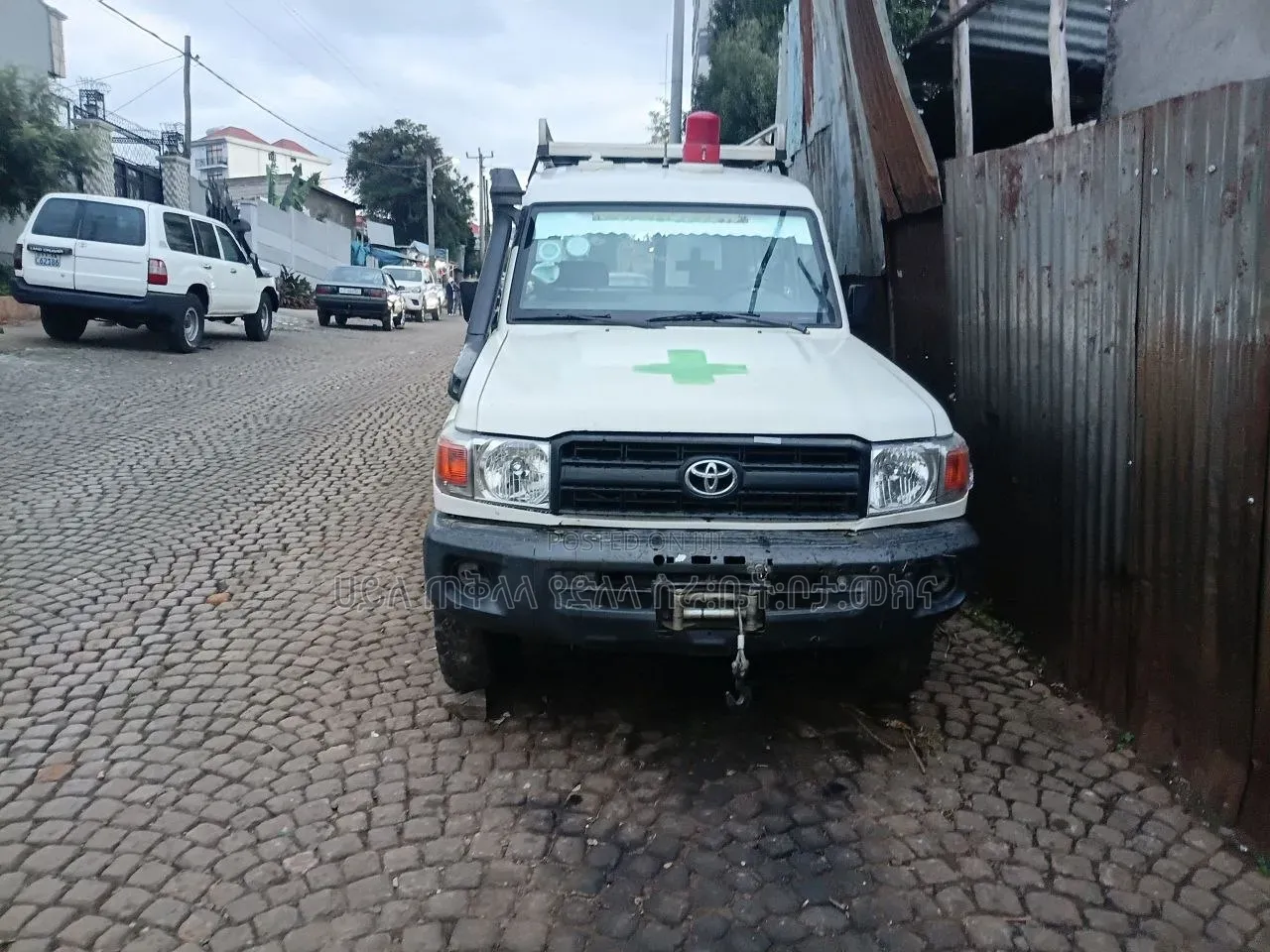 Toyota Land Cruiser 2012 Ivory