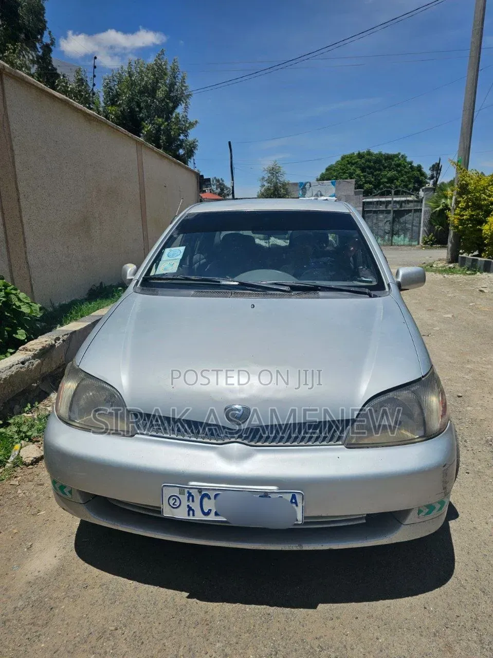 Toyota Platz 2002 Silver
