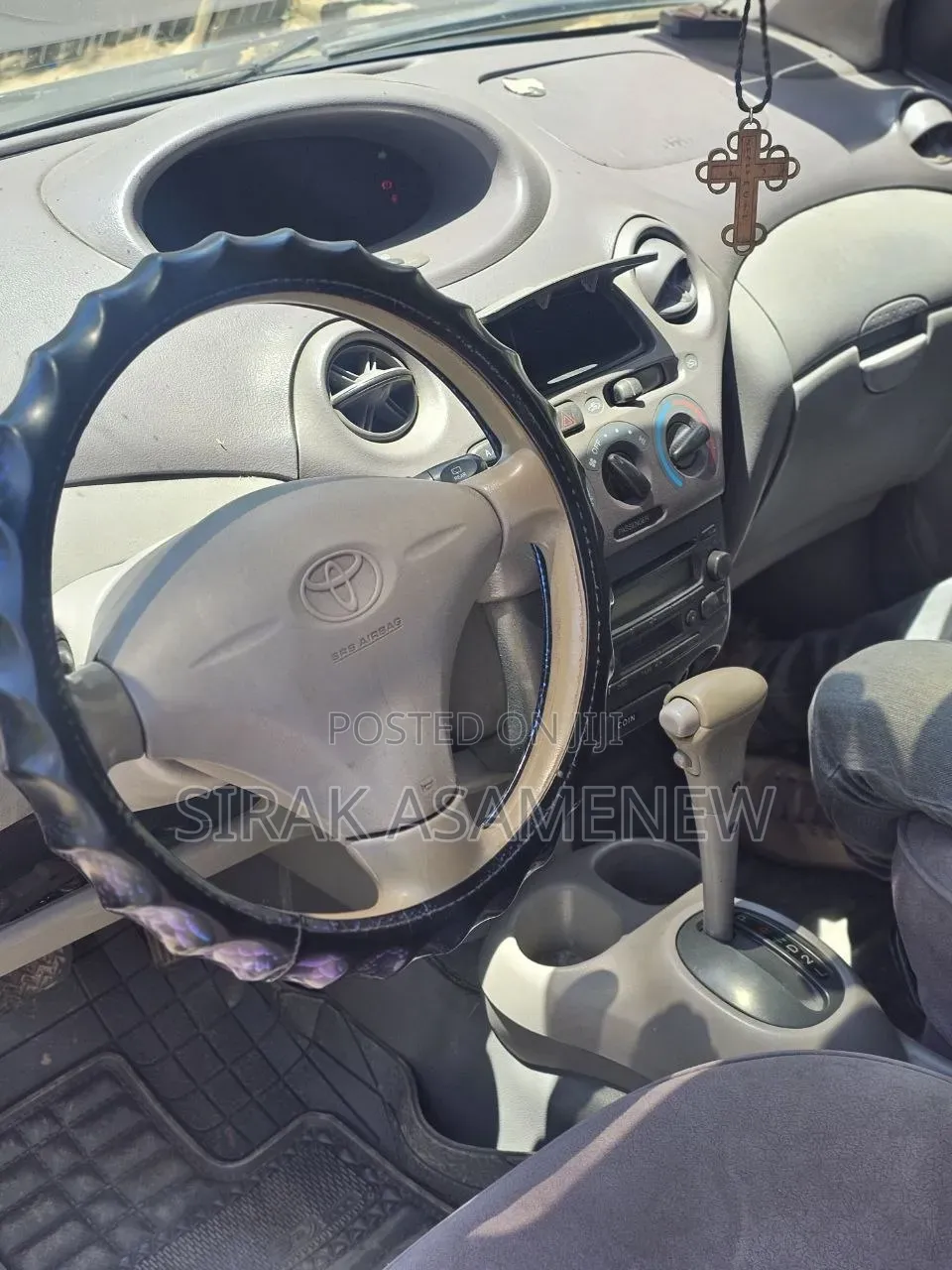 Toyota Platz 2002 Silver