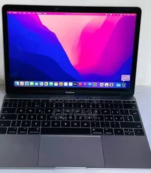 New Laptop Apple MacBook Pro 2017 8GB Intel Core i5 SSD 256GB