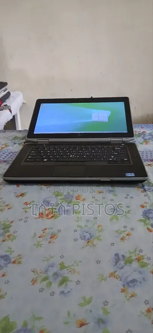 Laptop Dell Latitude E6420 6GB Intel Core i5 HDD 350GB