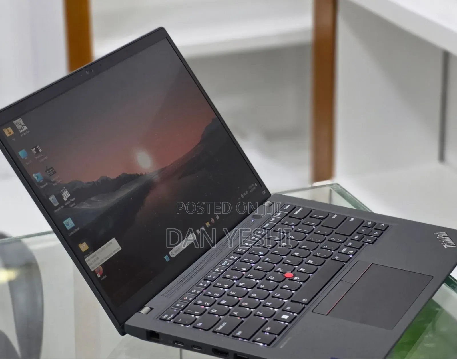 New Laptop Lenovo ThinkPad T14s G4 16GB Intel Core i5 SSD 256GB