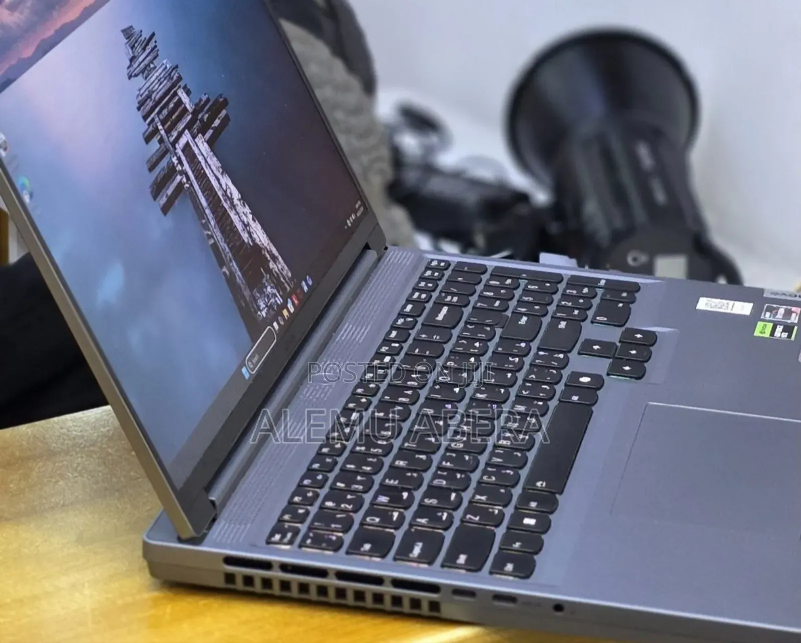 New Laptop Lenovo Legion 5 16GB AMD Ryzen 7 SSD 1T