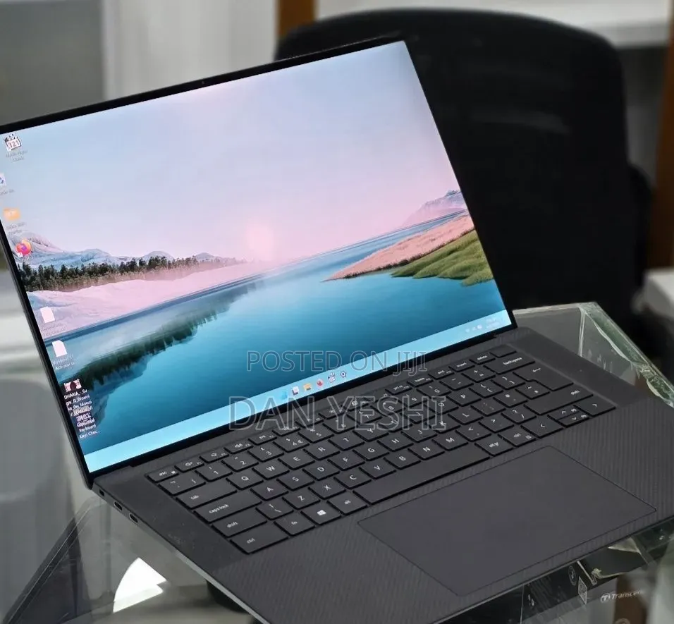 New Laptop Dell Precision 5550 16GB Intel Core i7 SSD 512GB