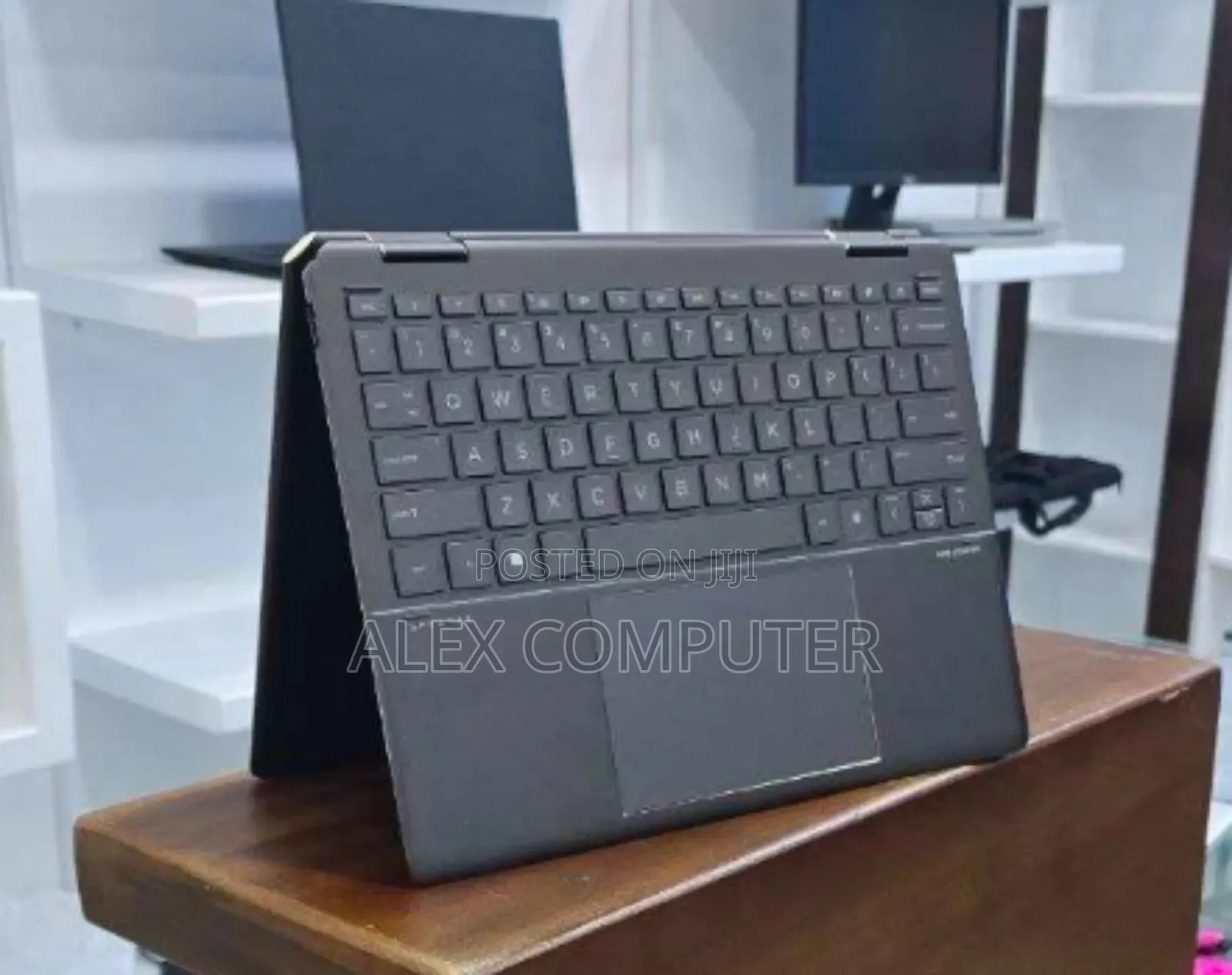 New Laptop HP Spectre X360 13 16GB Intel Core i7 SSD 1T