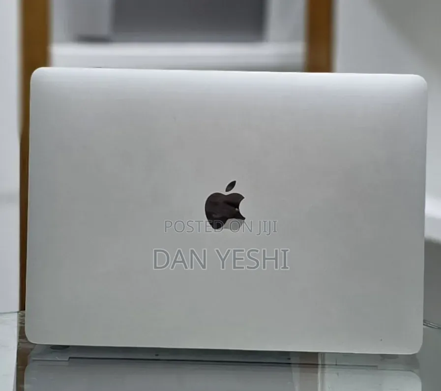 New Laptop Apple MacBook Air 2020 M1 8GB Apple M1 SSD 512GB