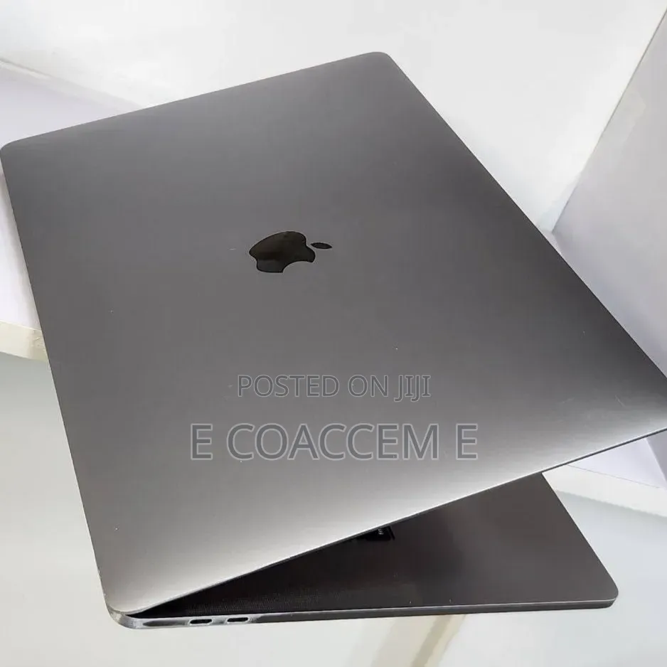 New Laptop Apple MacBook Pro 2019 16GB Intel Core i9 SSD 512GB