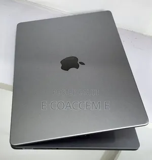 New Laptop Apple MacBook Pro 2019 16GB Intel Core i9 SSD 512GB