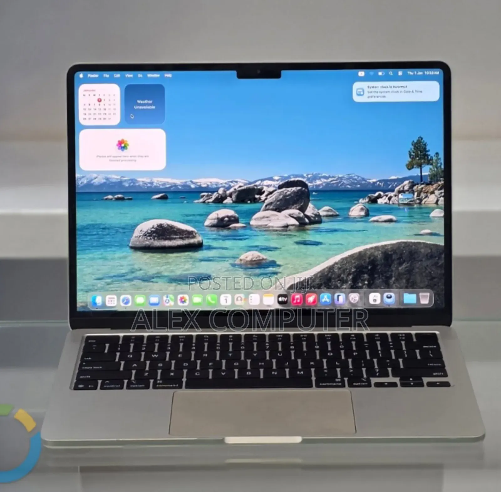 New Laptop Apple MacBook Air 2025 M4 13-inch 16GB Apple M4 SSD 256GB