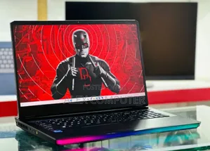 New Laptop MSI GE75 Raider 11UH 16GB Intel Core i7 SSD 1T