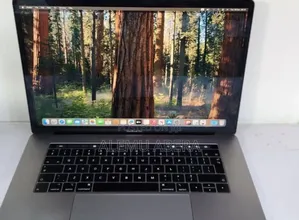 New Laptop Apple MacBook Pro 2019 16GB Intel Core i9 SSD 512GB