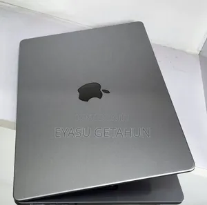 New Laptop Apple MacBook Pro 2019 16GB Intel Core i9 SSD 512GB