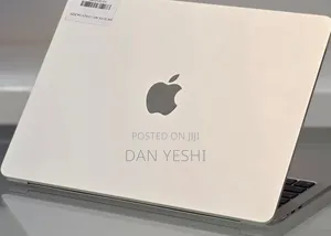 New Laptop Apple MacBook Air 2025 M4 13-inch 16GB Apple M4 SSD 256GB