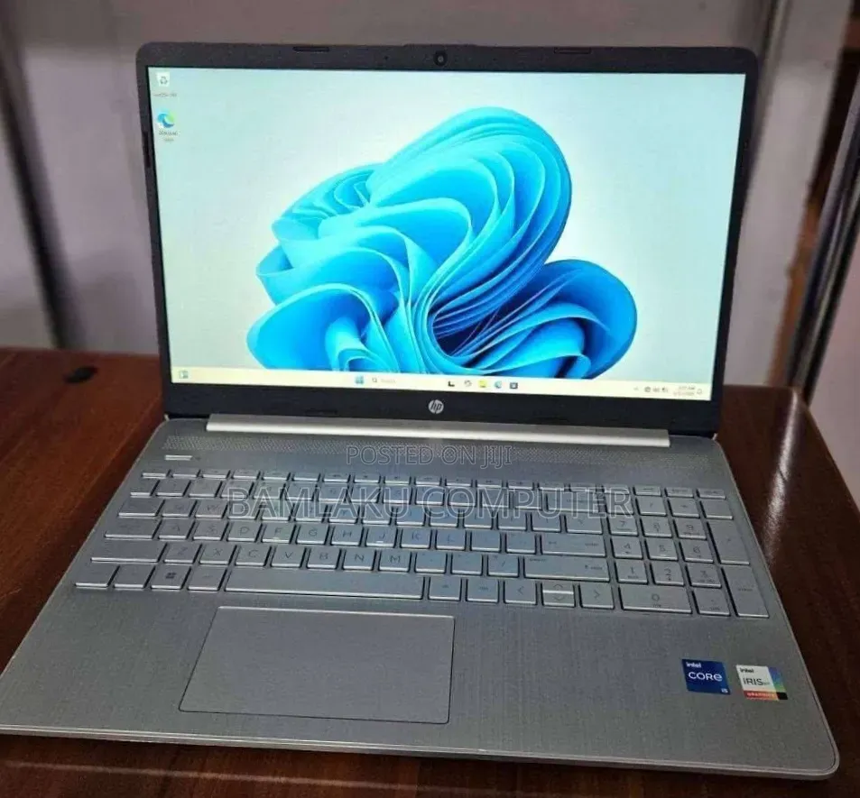 New Laptop HP Stream Notebook 8GB Intel Core i5 SSD 256GB