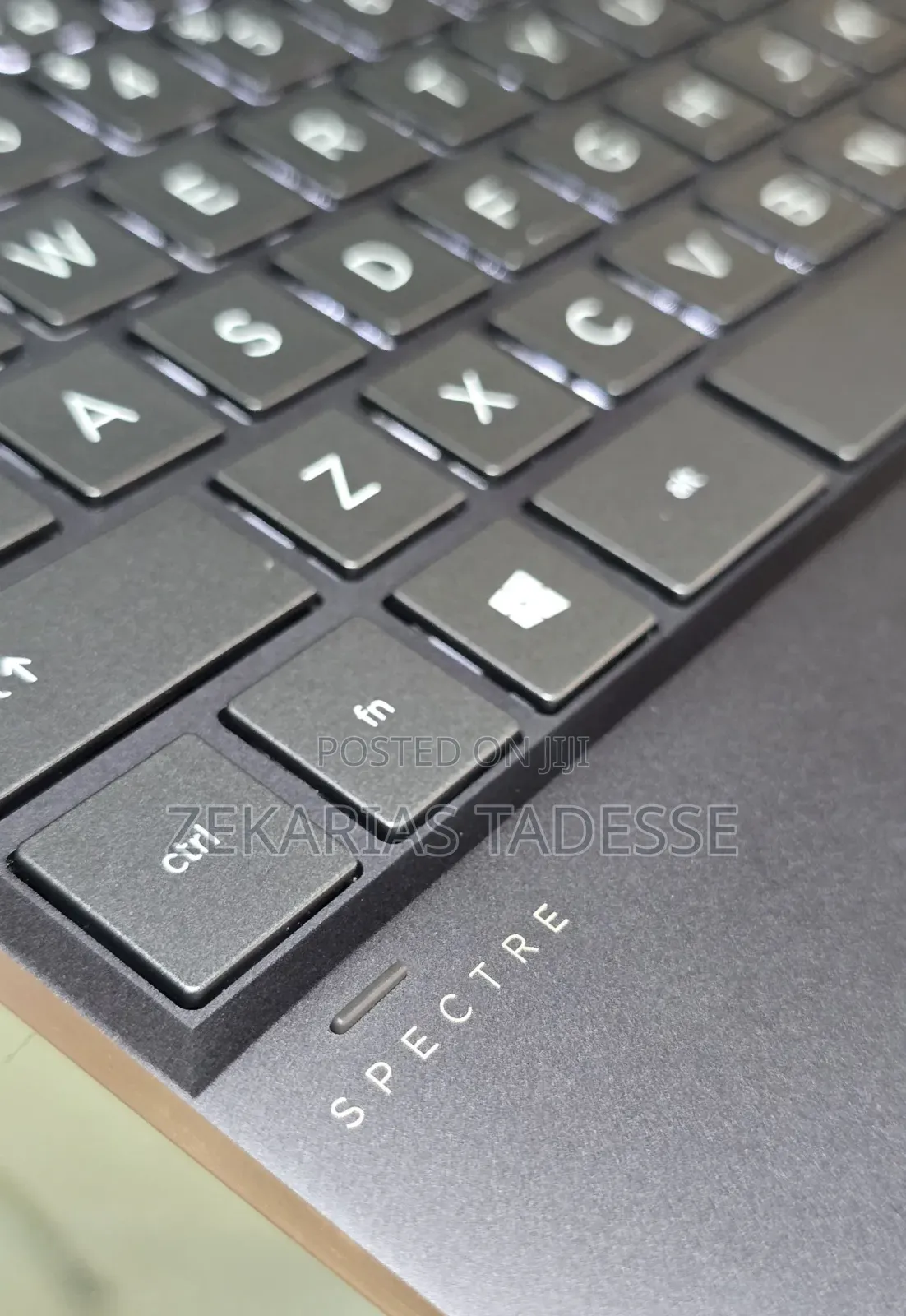 New Laptop HP Spectra 13 16GB Intel Core i7 SSD 1T
