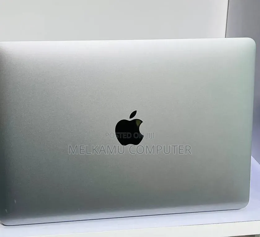 New Laptop Apple MacBook Air 2017 8GB Intel Core i5 SSD 512GB