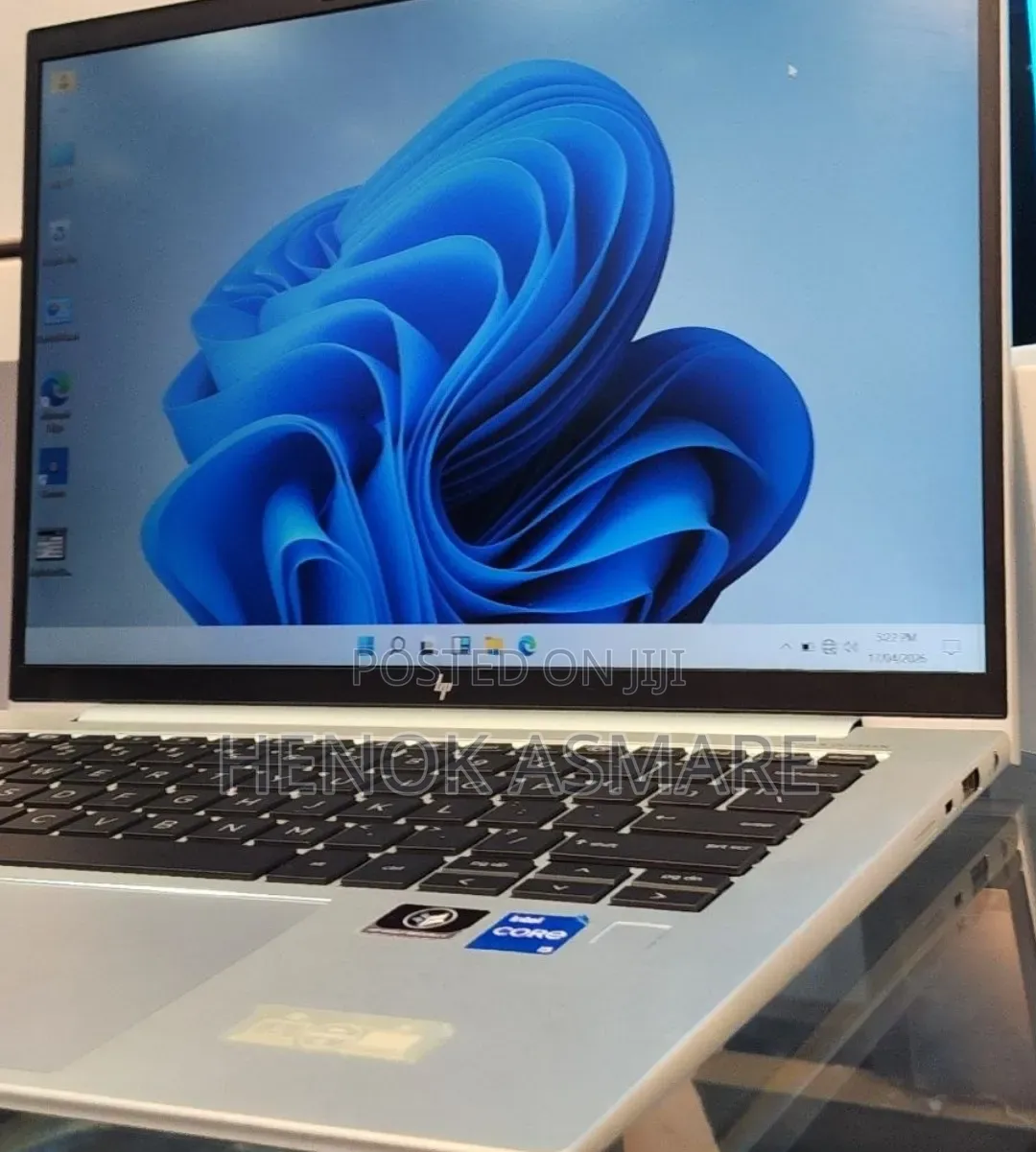 New Laptop HP EliteBook 640 G9 16GB Intel Core i5 SSD 512GB
