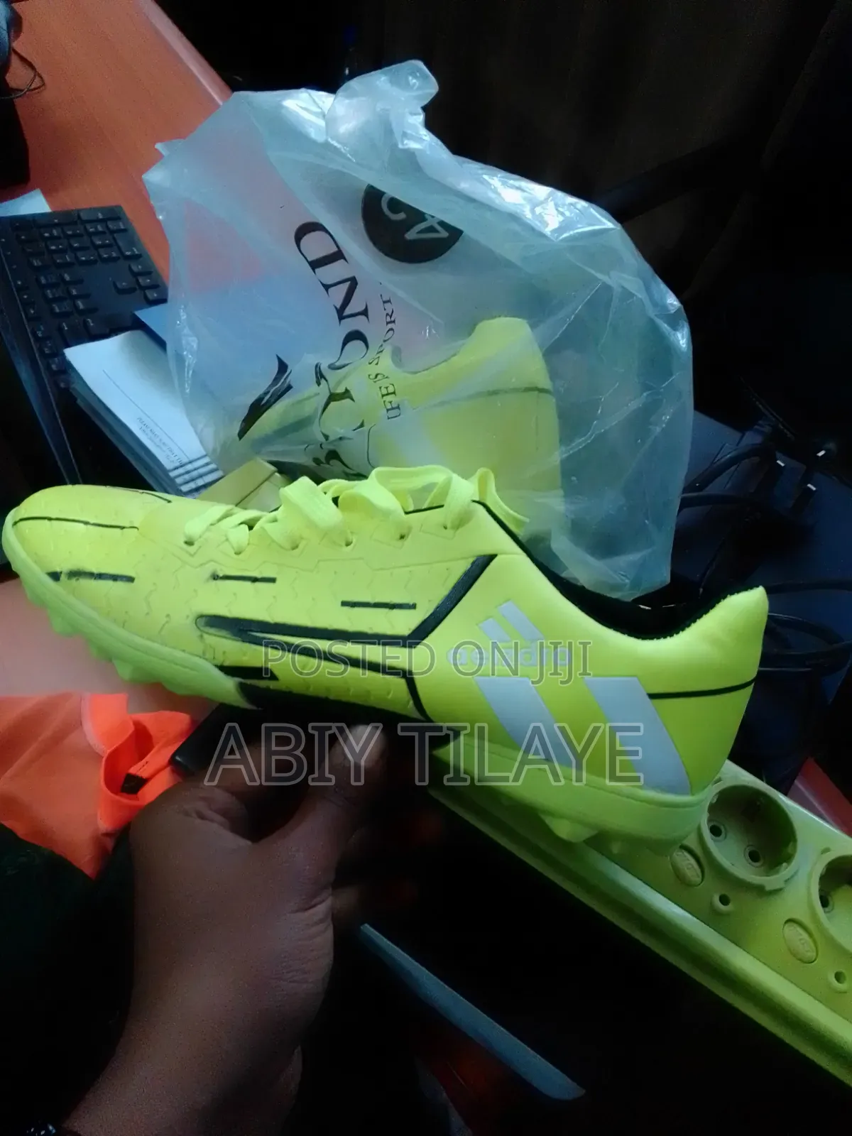 Foot Sal Boot የፉትሳል ታኬታ