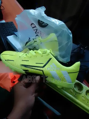 Foot Sal Boot የፉትሳል ታኬታ