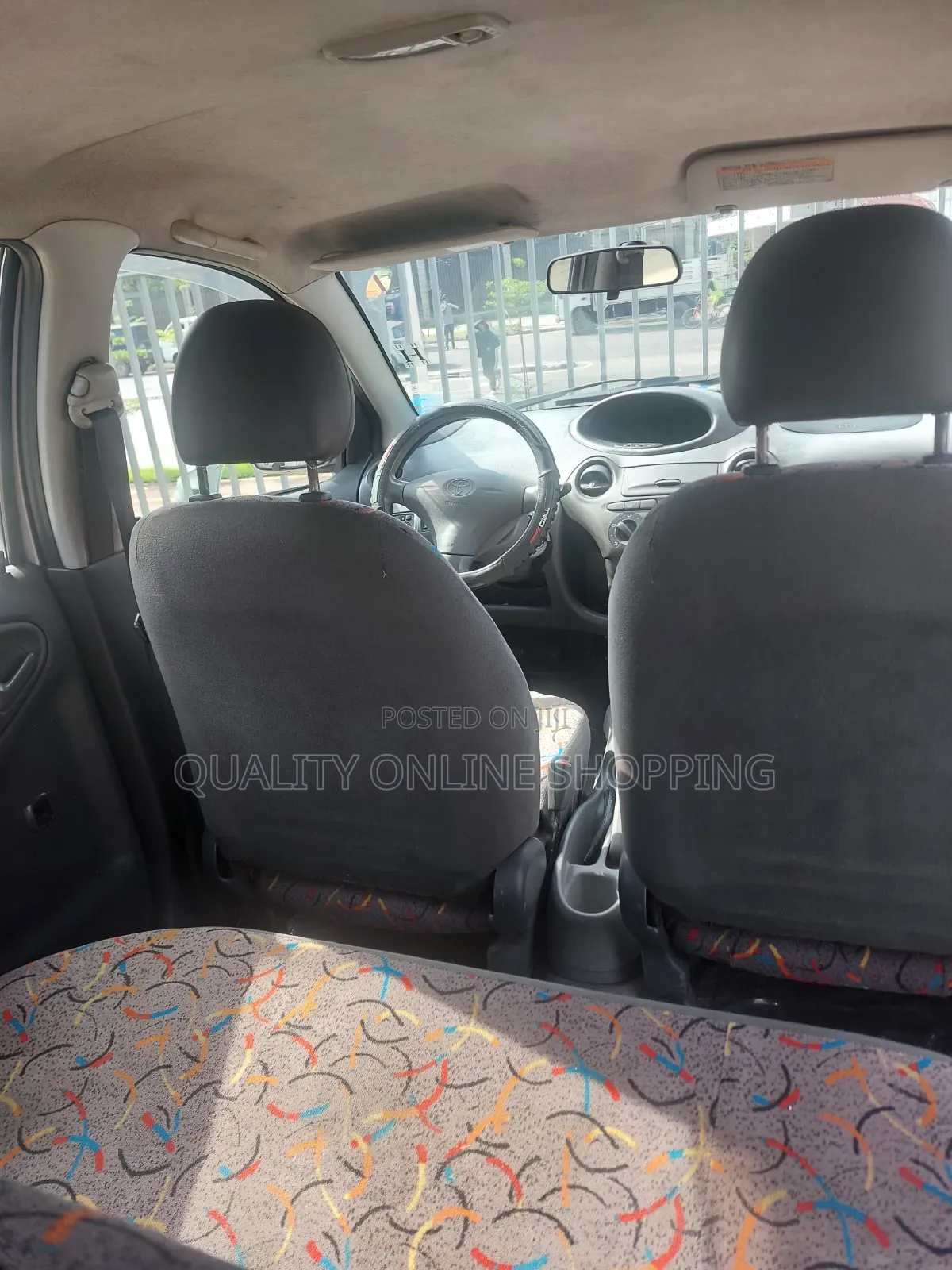 Toyota Vitz 1.3 AWD 3dr 2001 Gray