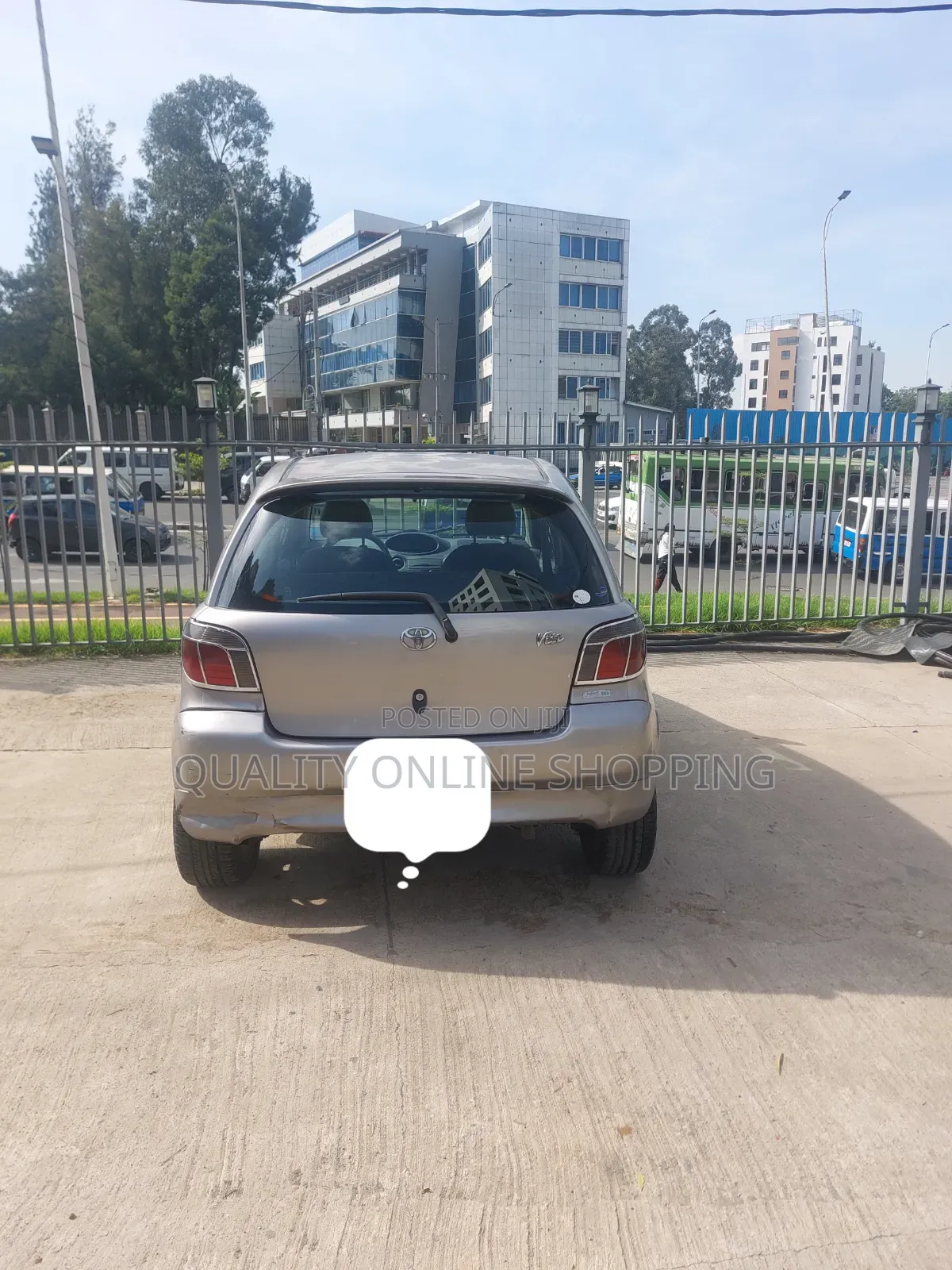 Toyota Vitz 1.3 AWD 3dr 2001 Gray