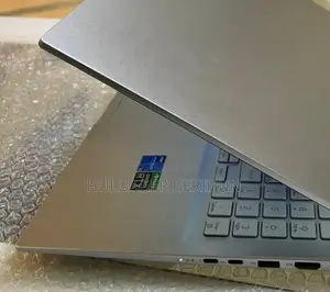 New Laptop Asus Vivobook 16 16GB Intel Core i5 SSD 512GB