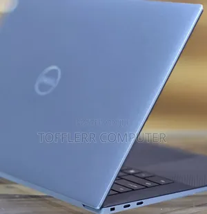 New Laptop Dell Inspiron 15 16GB Intel Core i9 SSD 512GB