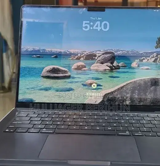 New Laptop Apple MacBook Pro 2025 M5 14-inch 16GB Apple M5 SSD 512GB