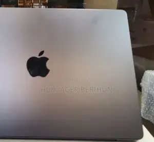 New Laptop Apple MacBook Pro 2025 M5 14-inch 16GB Apple M5 SSD 512GB