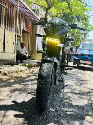 Bajaj Avenger 200 2018 Black