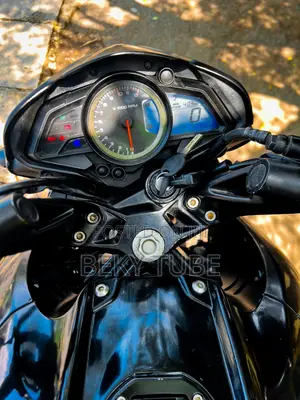 Bajaj Avenger 200 2018 Black