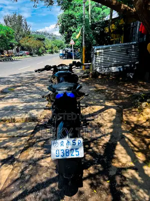 Bajaj Avenger 200 2018 Black