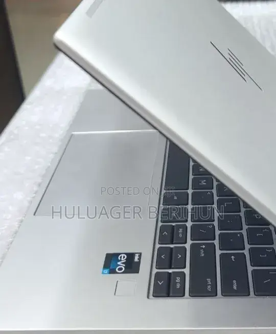New Laptop HP EliteBook 840 G9 16GB Intel Core i7 SSD 512GB