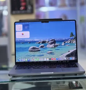 New Laptop Apple MacBook Pro M1 32GB Apple M1 Pro SSD 512GB