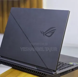 New Laptop Asus ROG Strix G16 G614 32GB Intel Core i9 SSD 2T