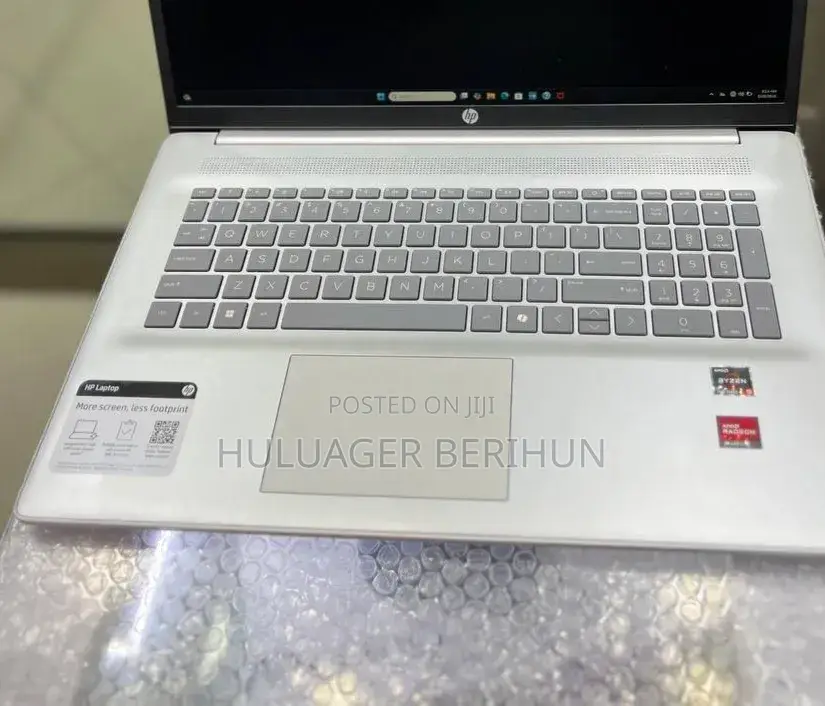 New Laptop HP Stream Notebook 8GB AMD Ryzen 5 SSD 512GB
