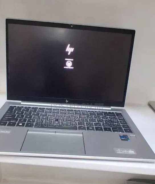 New Laptop HP EliteBook 840 G8 16GB Intel Core i7 SSD 512GB