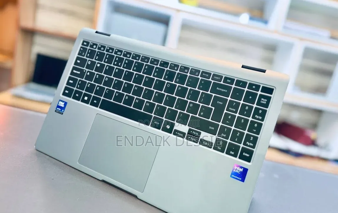 New Laptop Samsung NP-X360 16GB Intel Core Ultra 5 SSD 512GB