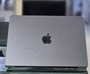 New Laptop Apple MacBook Pro M1 32GB Apple M1 Pro SSD 512GB