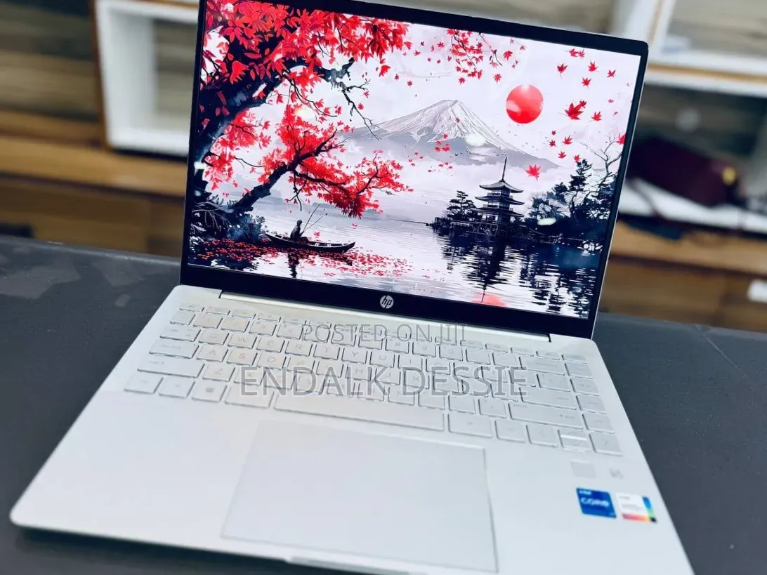 New Laptop HP Pavilion 14 16GB Intel Core i7 SSD 512GB