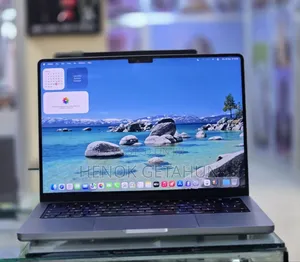 New Laptop Apple MacBook Pro M1 32GB Apple M1 Pro SSD 512GB