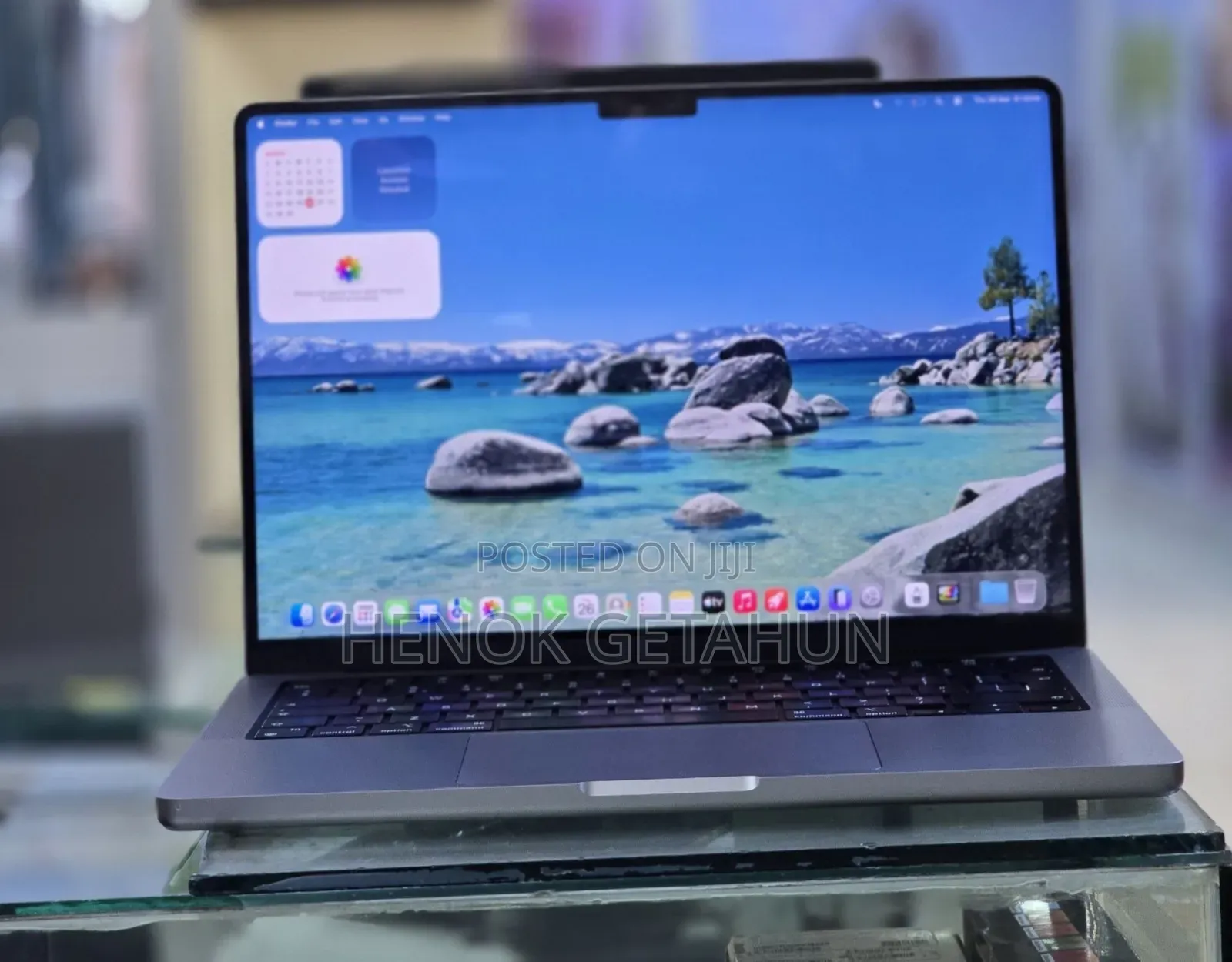 New Laptop Apple MacBook Pro M1 32GB Apple M1 Pro SSD 512GB