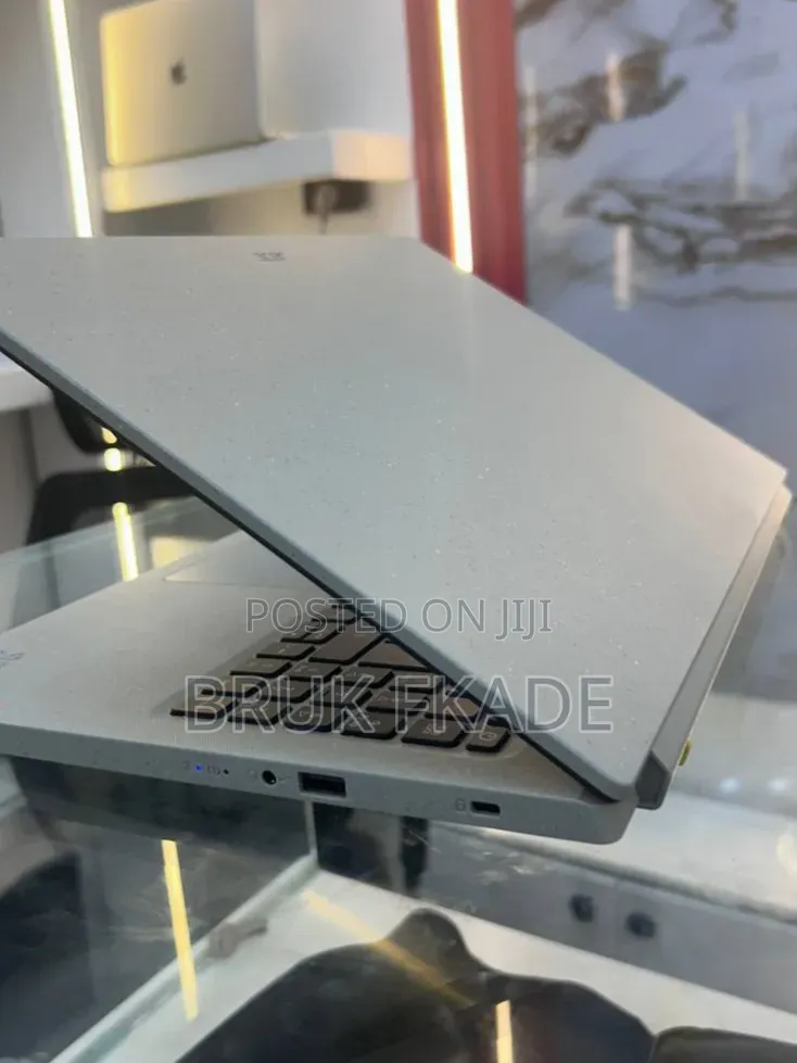 New Laptop Acer Aspire 5 16GB Intel Core i7 SSD 1T
