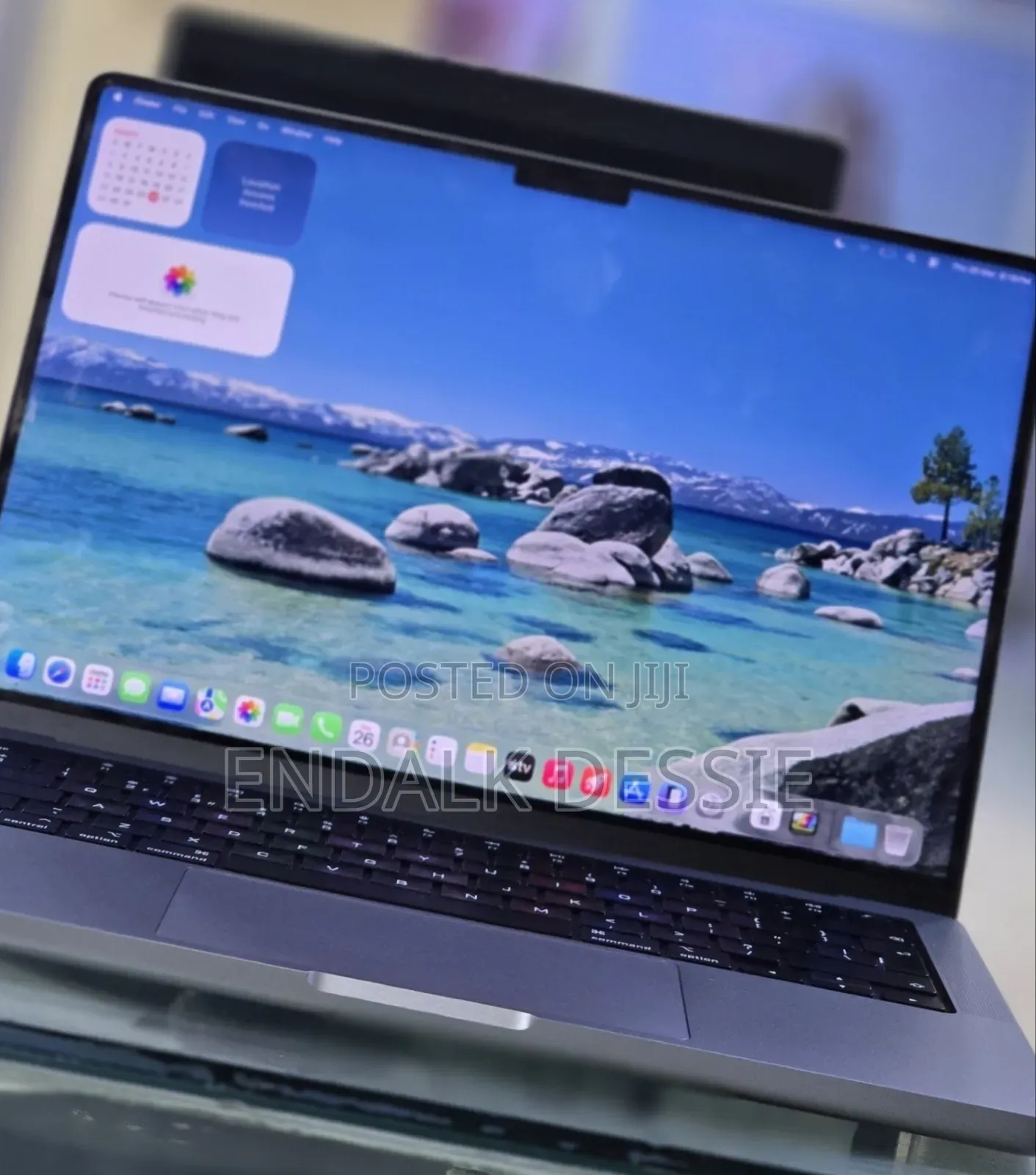 New Laptop Apple MacBook Pro M1 32GB Apple M1 Max SSD 512GB