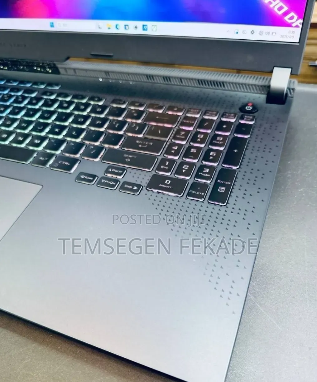 New Laptop Asus ROG Strix G17 16GB AMD Ryzen 9 SSD 1T