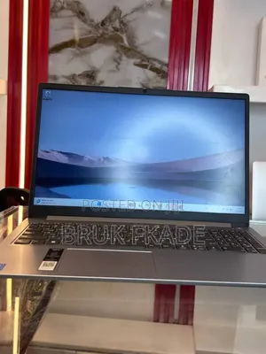 New Laptop Lenovo IdeaPad 1 4GB Intel Core i5 SSD 256GB