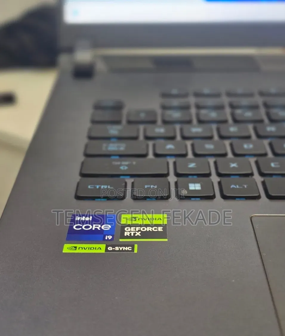 New Laptop Asus 32GB Intel Core i9 SSD 2T