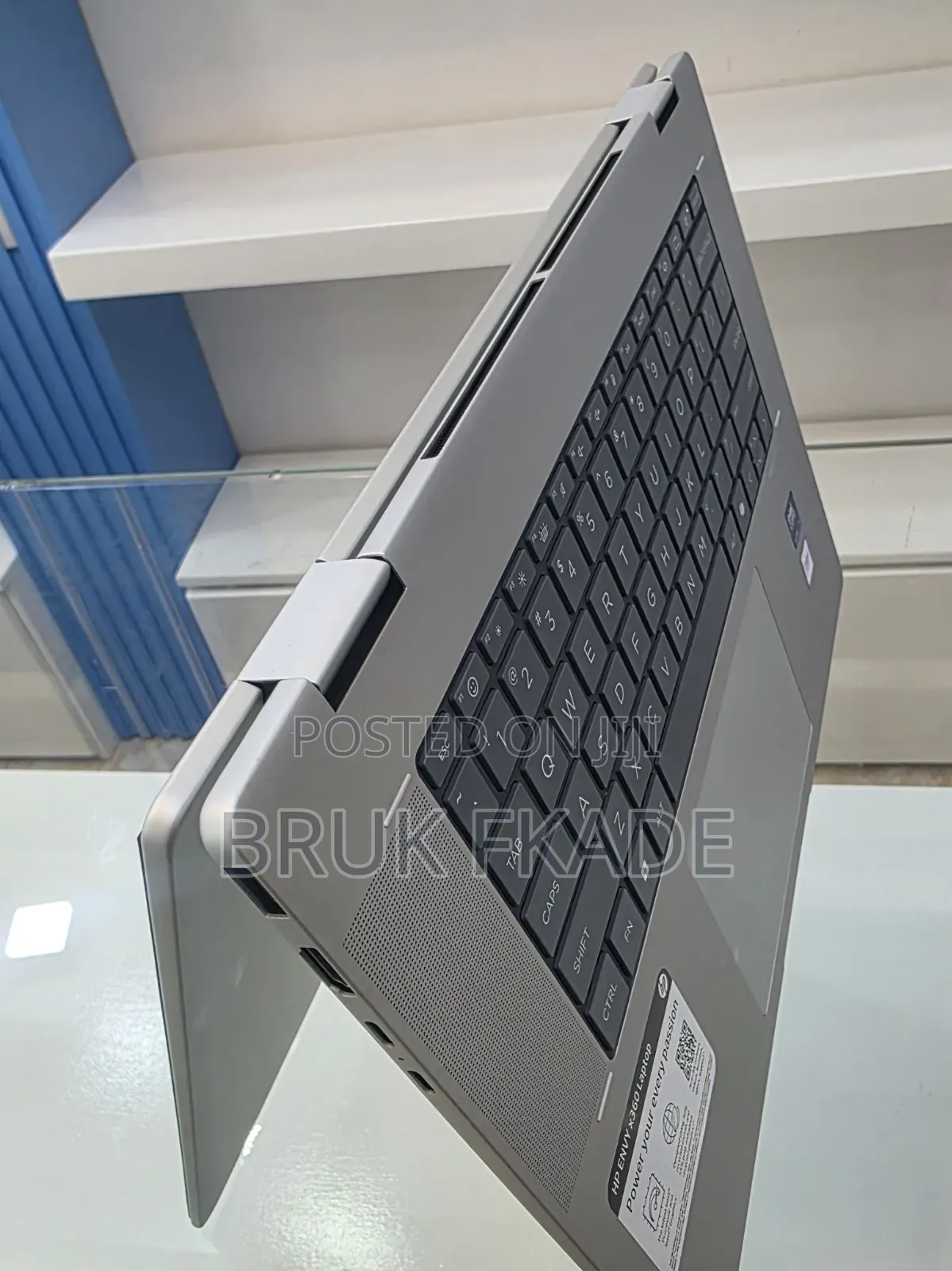 New Laptop HP Envy X360 16GB Intel Core i7 SSD 1T