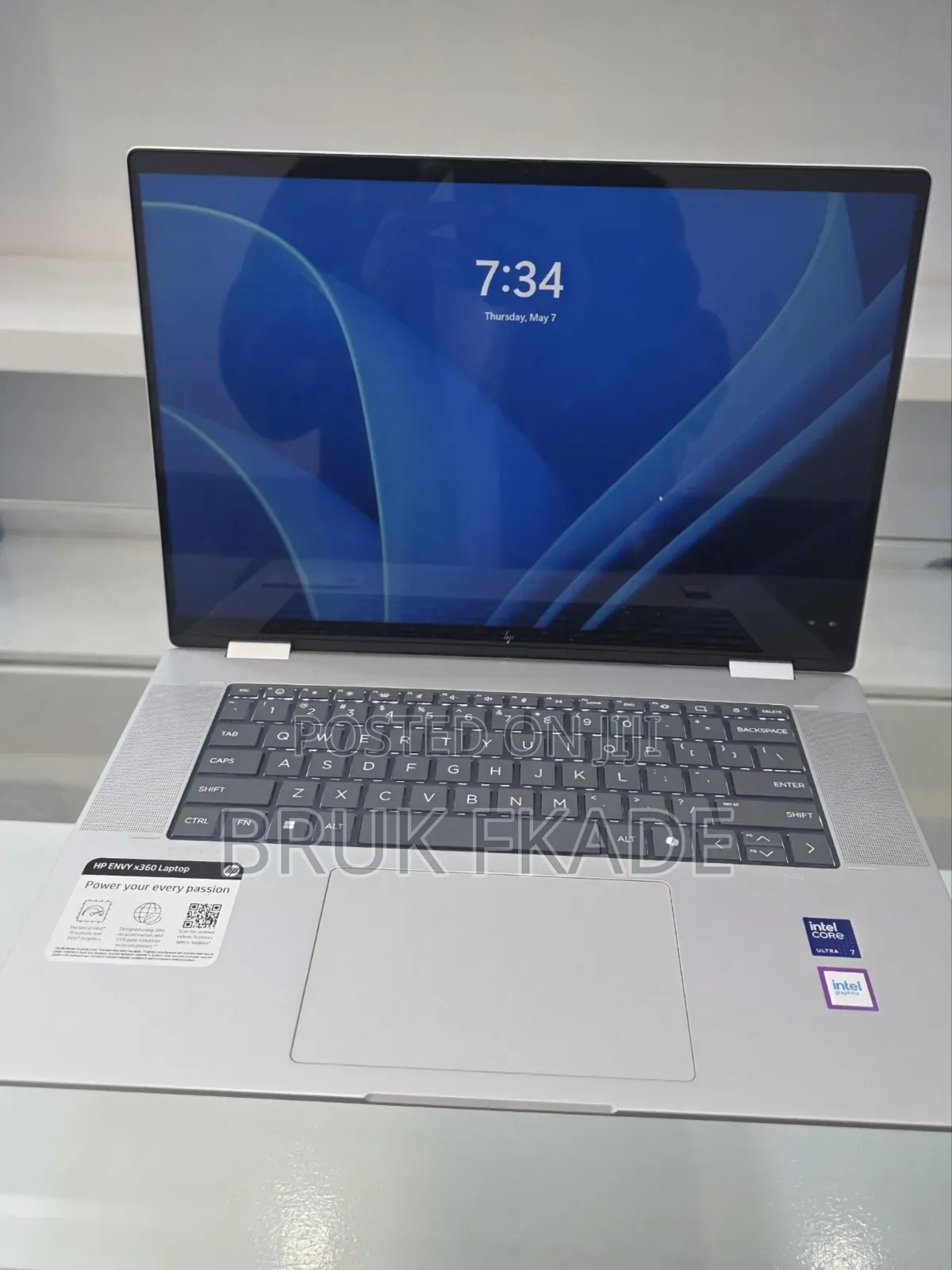 New Laptop HP Envy X360 16GB Intel Core i7 SSD 1T